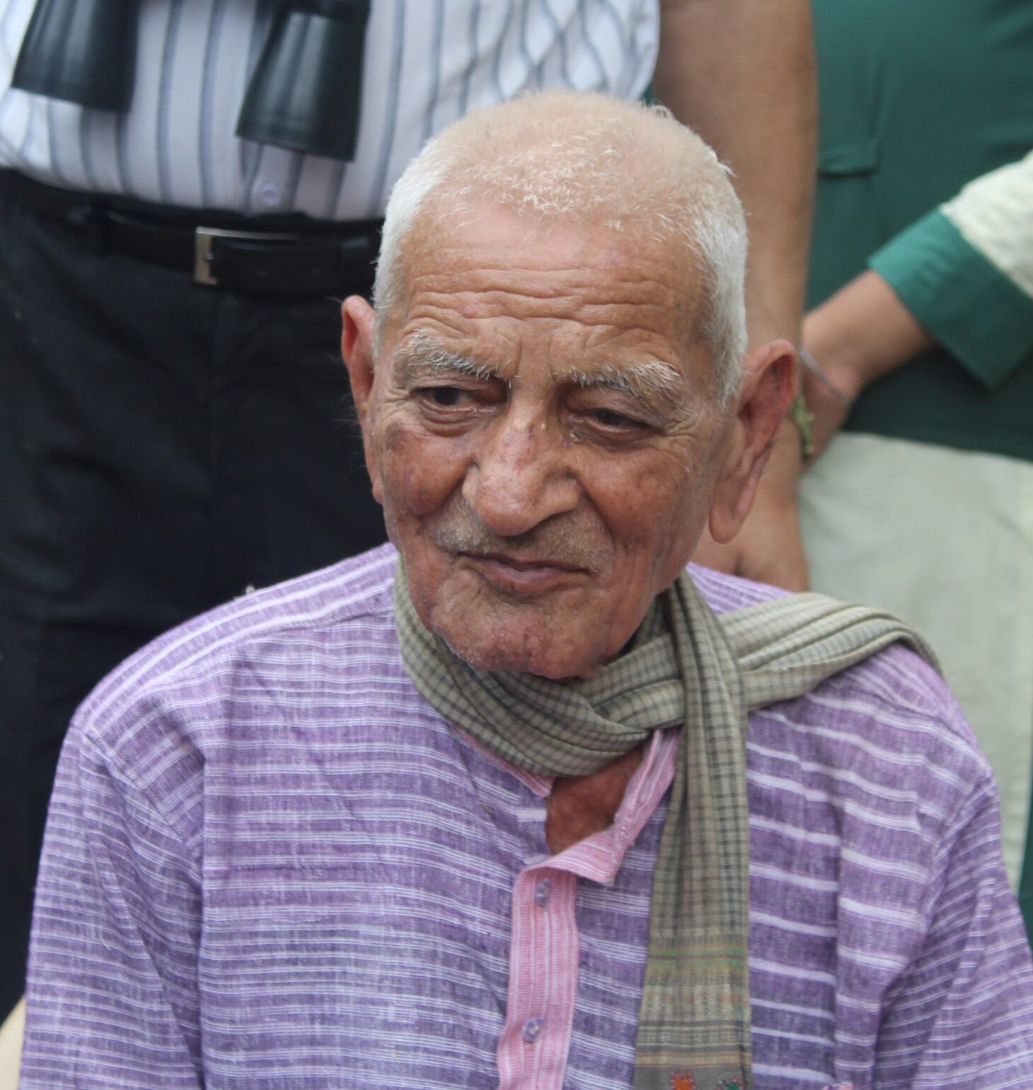 बैगा आदिवासियों के नाम किया जीवन